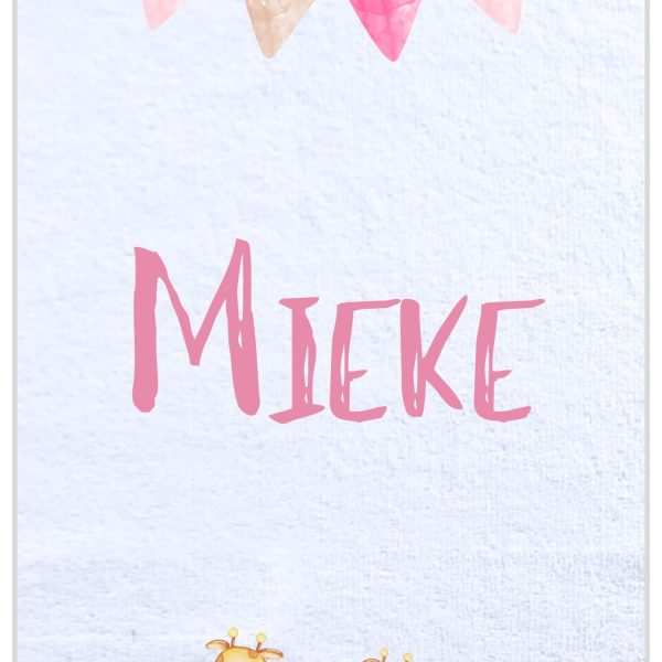 Alternative view of Mieke Giraffe Burp Cloth Set