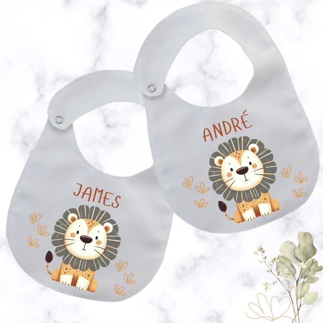 Hear me Roar Round Bib